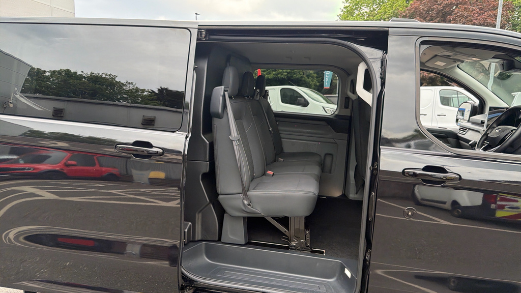 Ford Transit Custom Limited Black #5