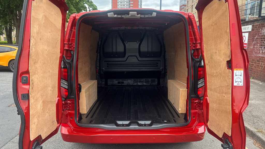 Ford Transit Custom Limited Red #3