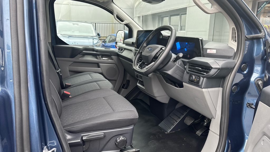 Ford Transit Custom Limited Blue #6
