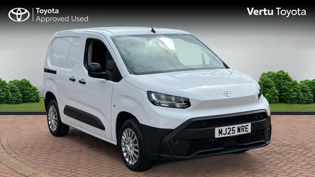 Toyota Proace City Icon White