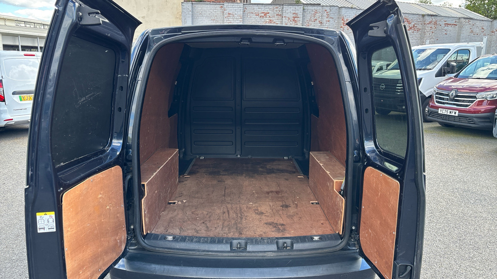 Volkswagen Caddy Maxi C20 Tdi Highline Blue #4
