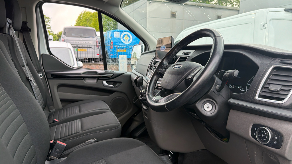 Ford Transit Custom Limited White #6