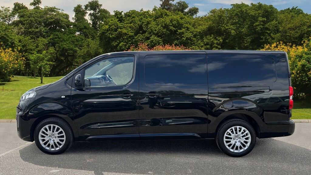 Vauxhall Vivaro Pro Black #4