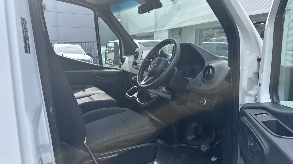 Mercedes-Benz Sprinter Diesel White #5