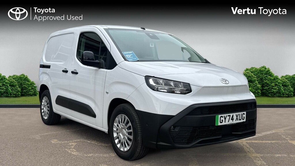 Toyota Proace City Icon White