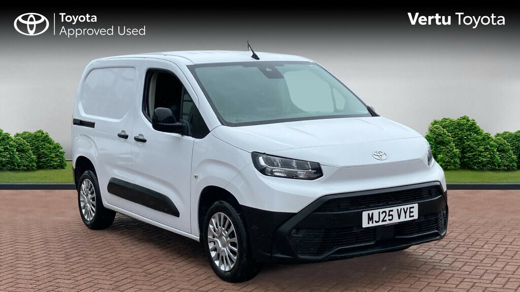 Toyota Proace City Icon White
