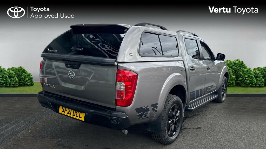 Nissan Navara N-guard Grey #2