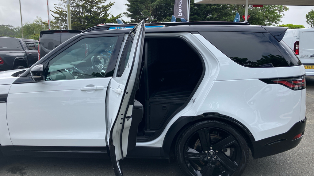Land Rover Discovery Dynamic Hse Commercial AU24NVX White #5