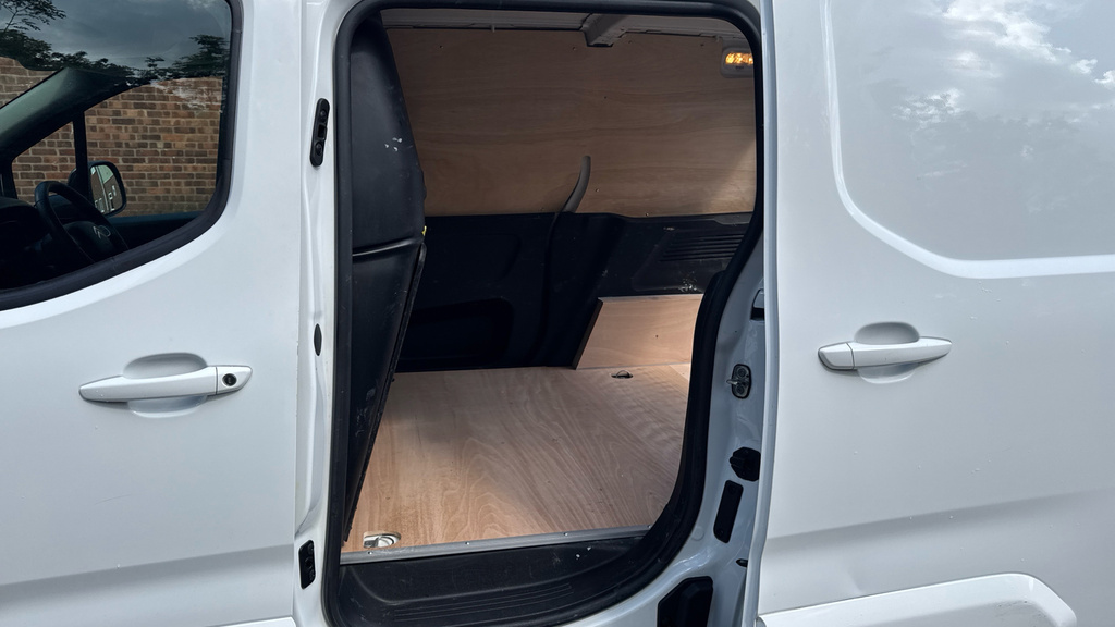 Citroen Berlingo Driver Pro WN22JUO White #5
