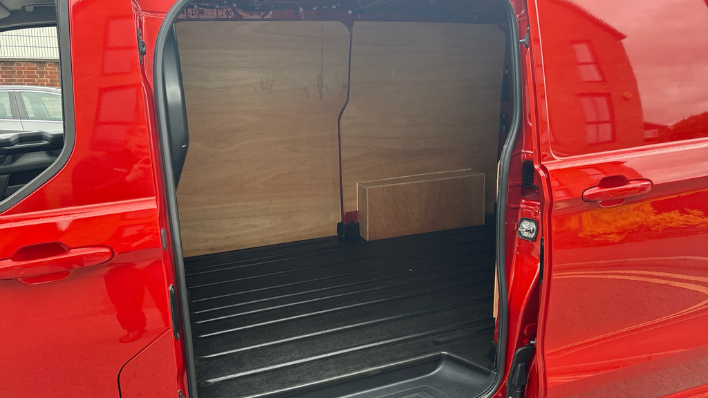 Ford Transit Custom Limited Red #5