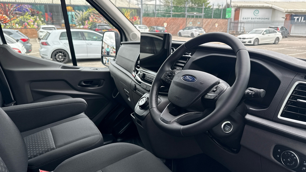 Ford Transit Custom Limited White #5