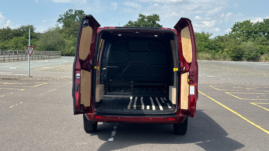 Ford Transit Custom Limited WD70CCA Red #3