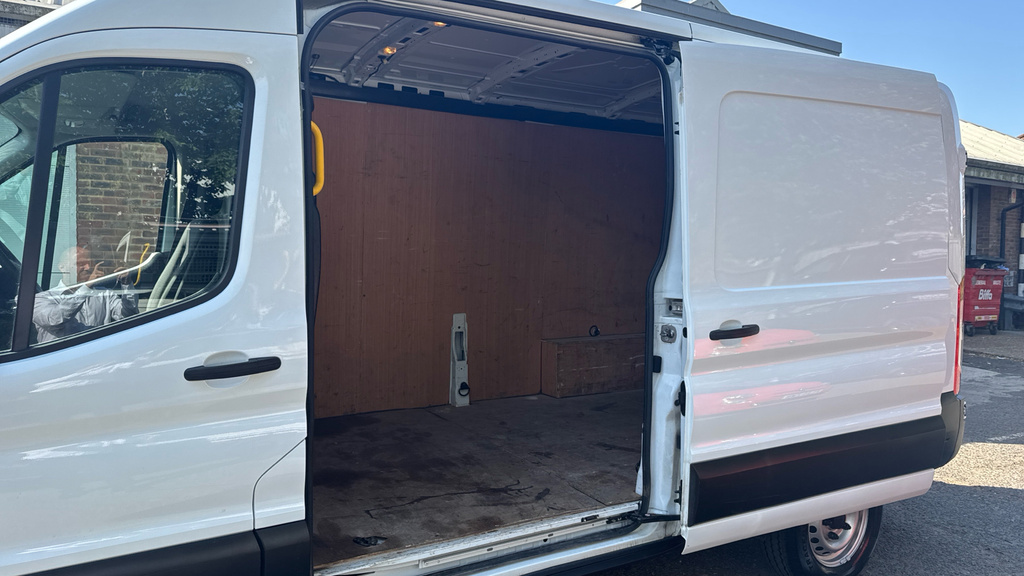 Ford Transit Custom Leader White #5