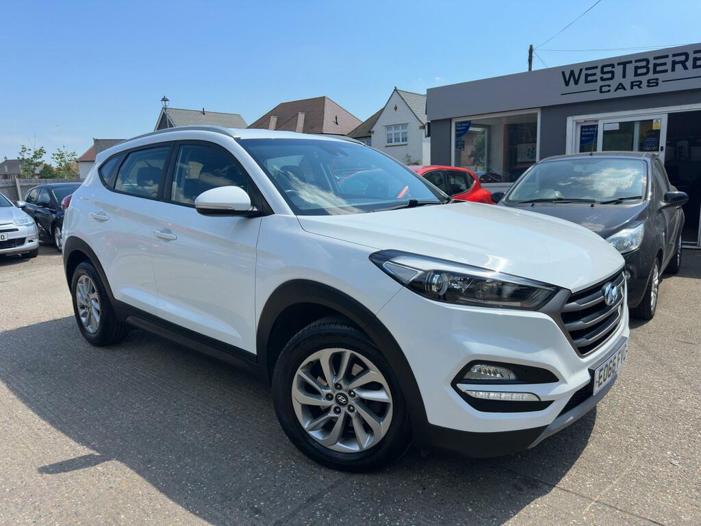 Hyundai Tucson 1.7 Crdi Blue Drive Se Nav Euro 6 Ss White