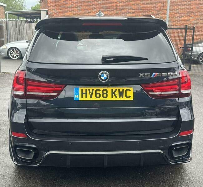 BMW X5 3.0 M50d Suv HV68KWC Black #4