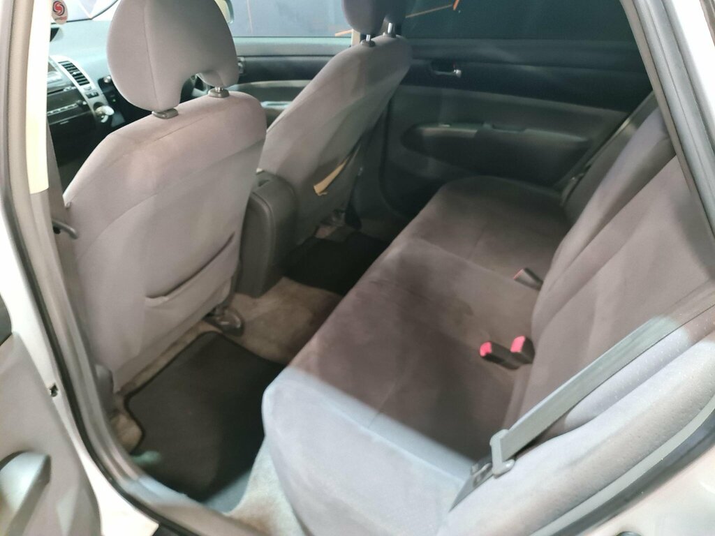 Toyota Prius 1.5 T4 Cvt Silver #14