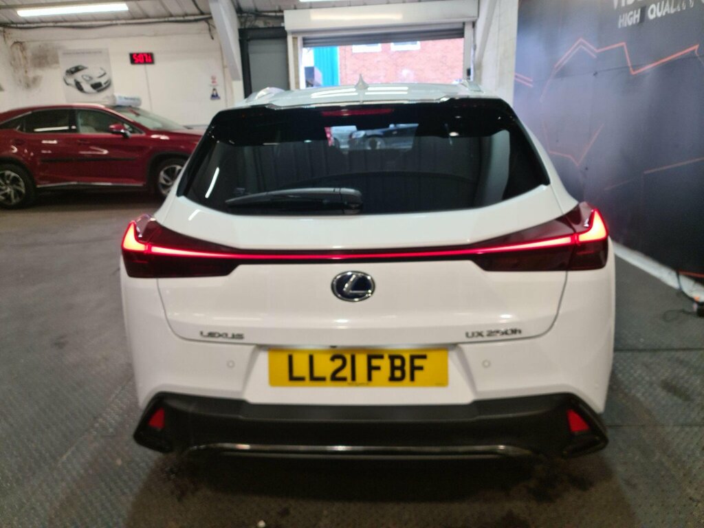 Lexus UX 2.0 250H F Sport E-cvt Euro 6 Ss LL21FBF White #6