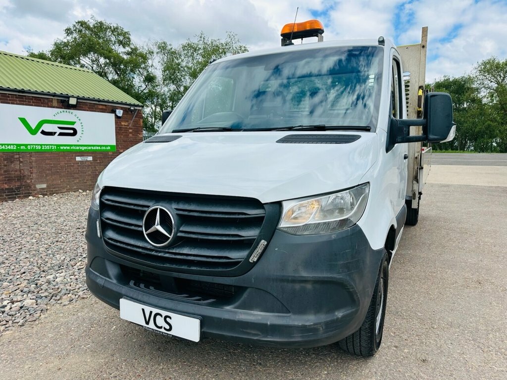 Mercedes-Benz Sprinter 2L Progressive BP70OKG White #2