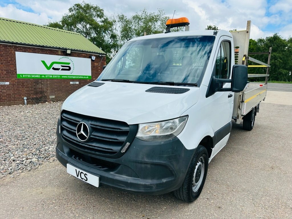 Mercedes-Benz Sprinter 2L Progressive White