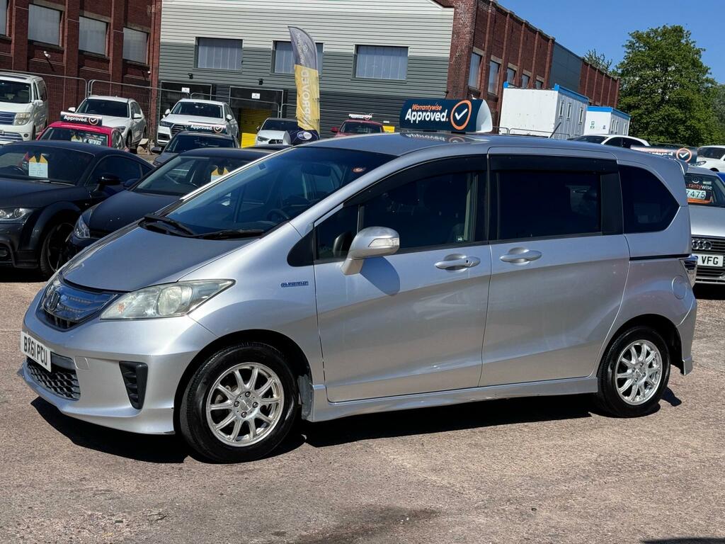 Honda Freed  Blue #22