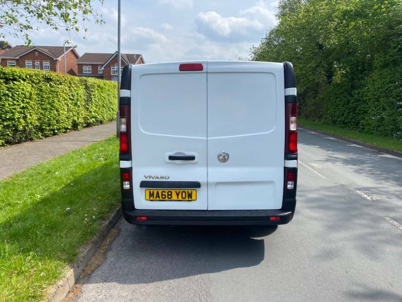 Vauxhall Vivaro Van MA68YOW White #4