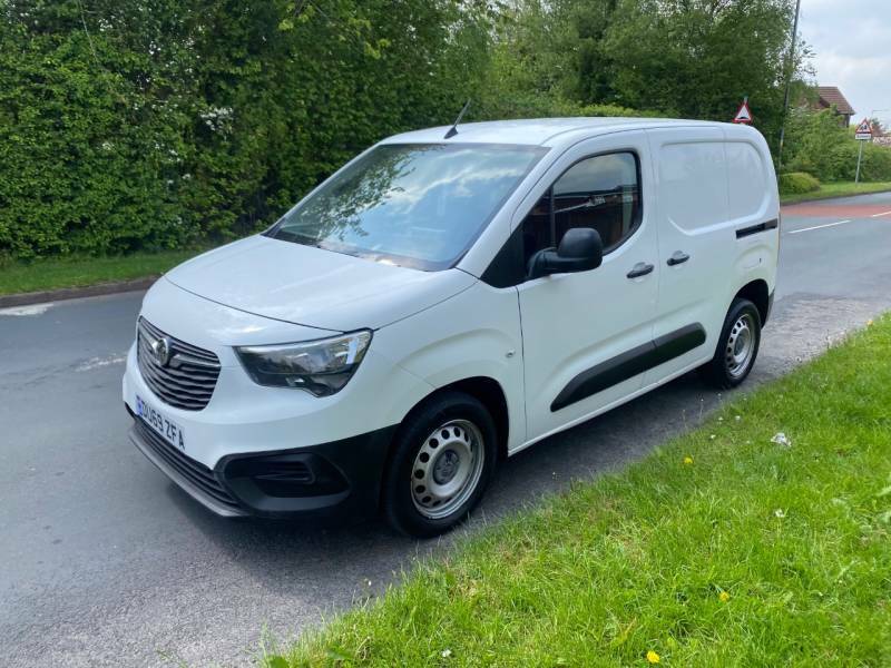 Vauxhall Combo 2300 1.6 Turbo D 100Ps H1 Edition Van - 2019 69 White
