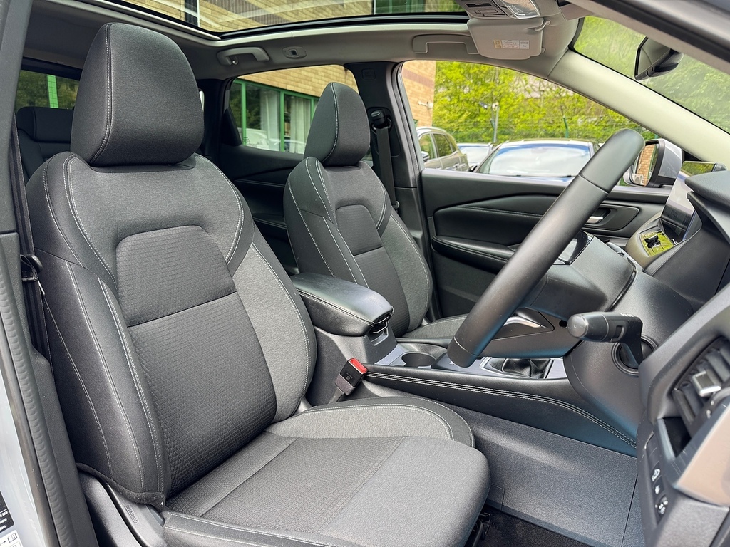Nissan Qashqai Dig-t Mhev N-connecta Glass Roof NC73DUV Grey #2