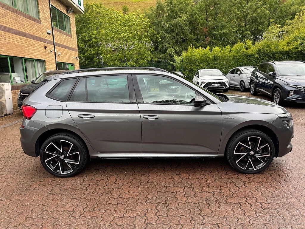 Skoda Kamiq Tsi Act Monte Carlo LT23VZF Grey #4
