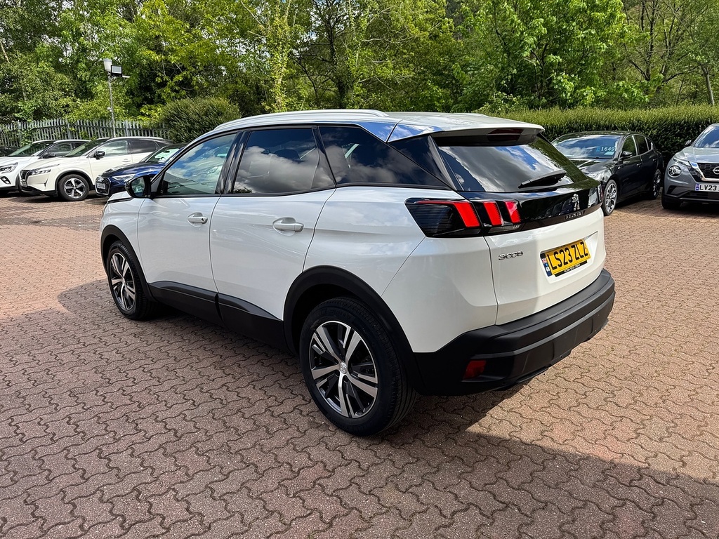 Peugeot 3008 Puretech Active Premium LS23ZLZ White #3