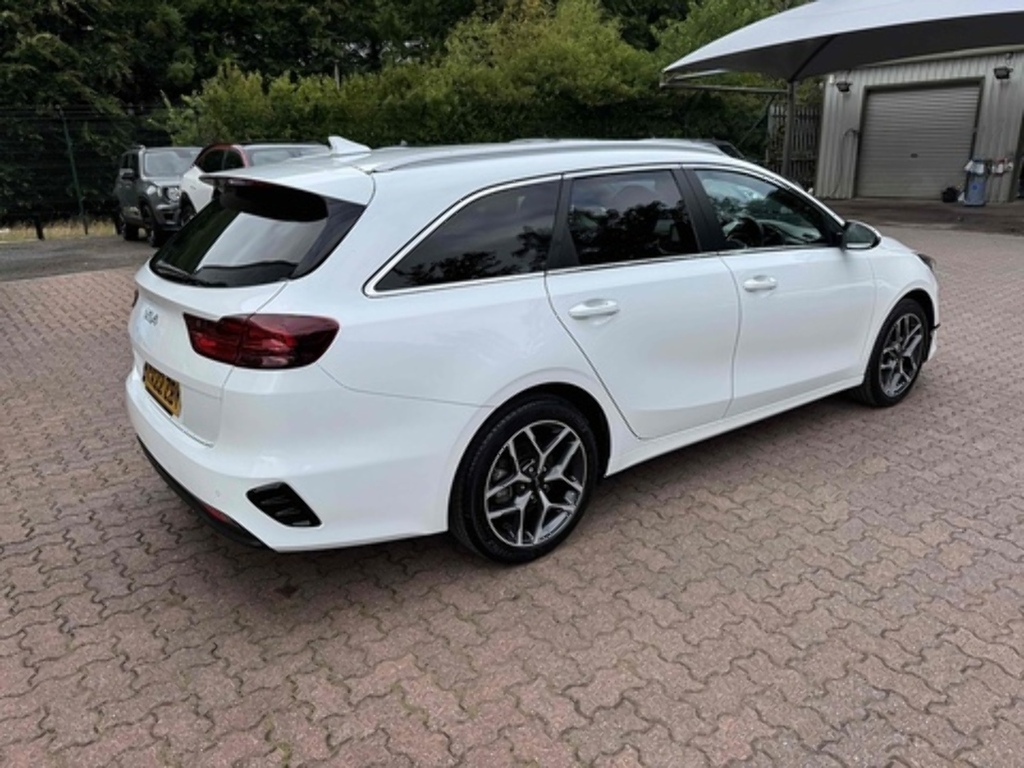 Kia Ceed T-gdi 3 YX22ZBY White #5