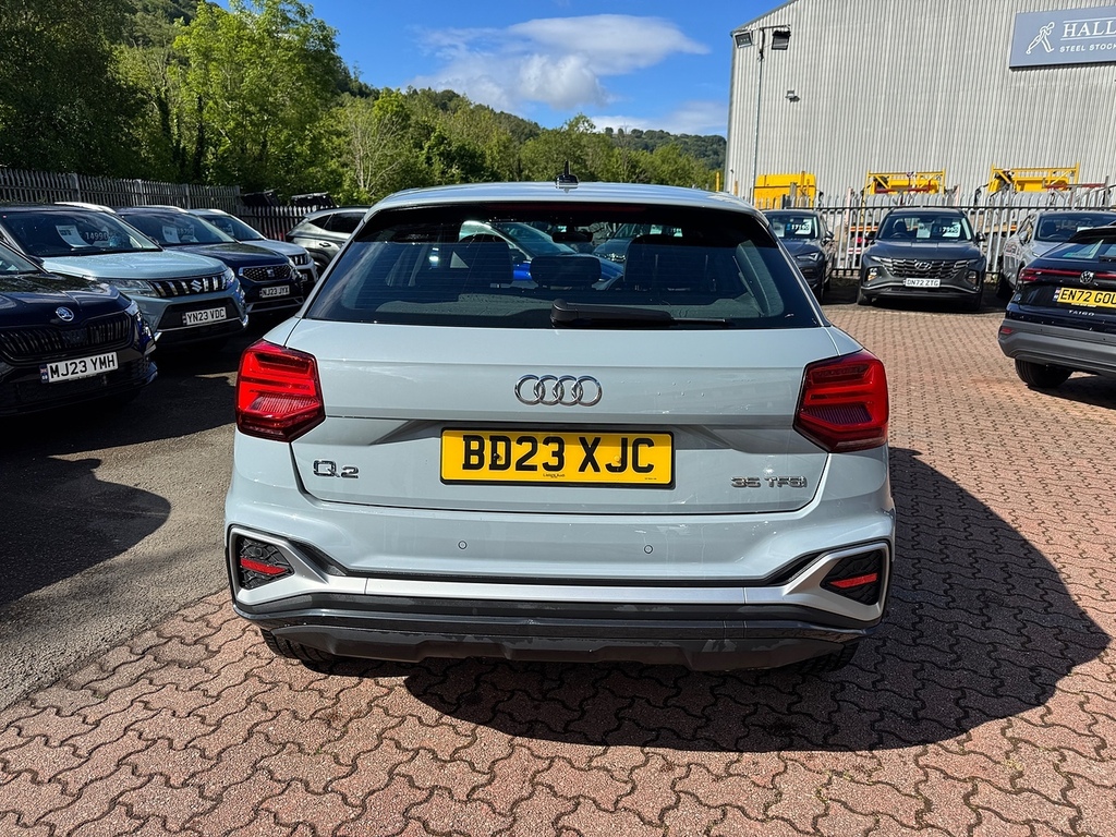 Audi Q2 Tfsi Cod S Line BD23XJC Grey #6