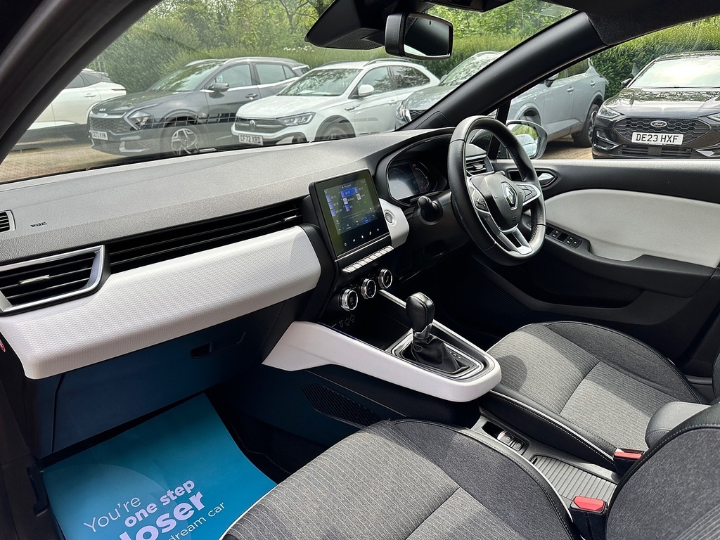 Renault Clio E-tech Techno FV72VPZ Black #2