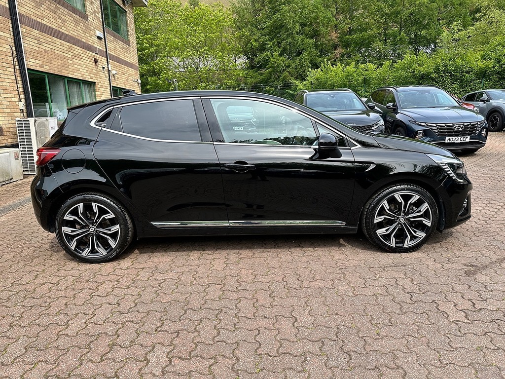 Renault Clio E-tech Techno FV72VPZ Black #4