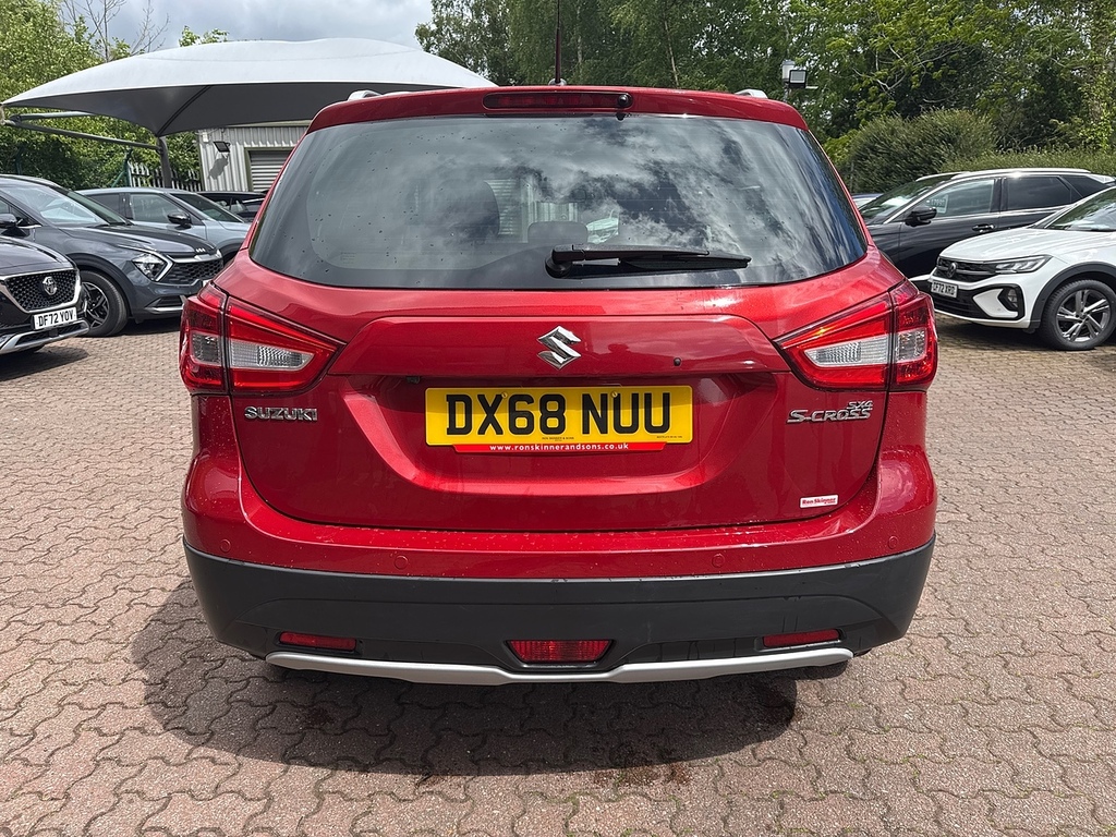 Suzuki SX4 S Cross Boosterjet Sz-t Red #6
