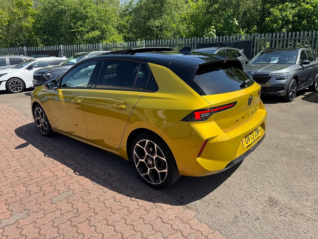 Vauxhall Astra Turbo Ultimate OV73ZWH Yellow #3