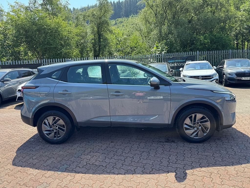 Nissan Qashqai Dig-t Mhev Acenta Premium YX23RUJ Grey #4