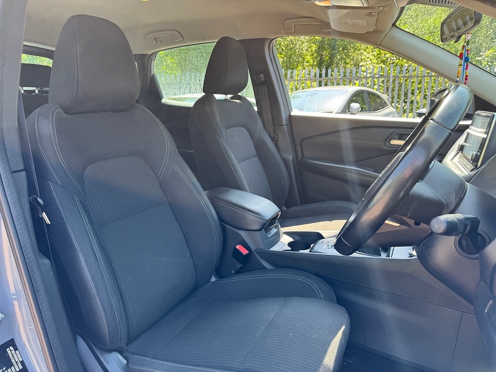Nissan Qashqai Dig-t Mhev Acenta Premium YX23RUJ Grey #2