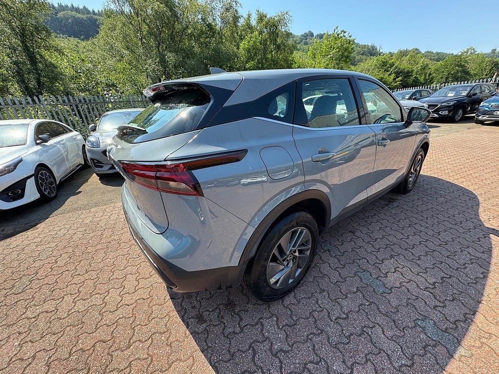 Nissan Qashqai Dig-t Mhev Acenta Premium YX23RUJ Grey #5