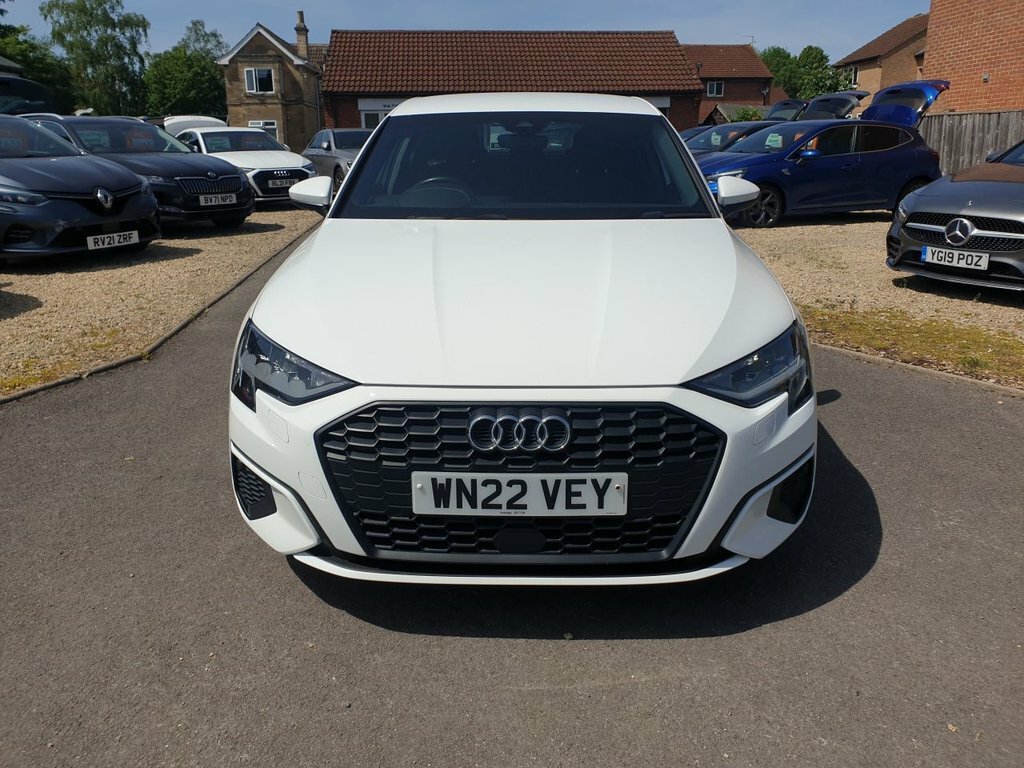 Audi A3 1L Technik WN22VEY White #2