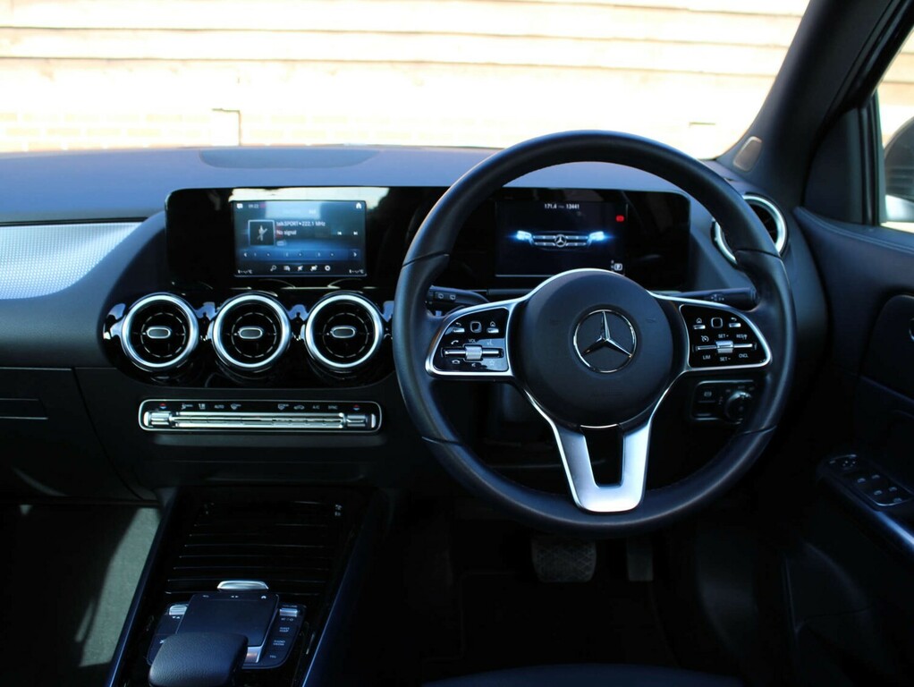 Mercedes-Benz GLA Class 1.3 Gla200 Sport Suv SN22TZO Grey #6