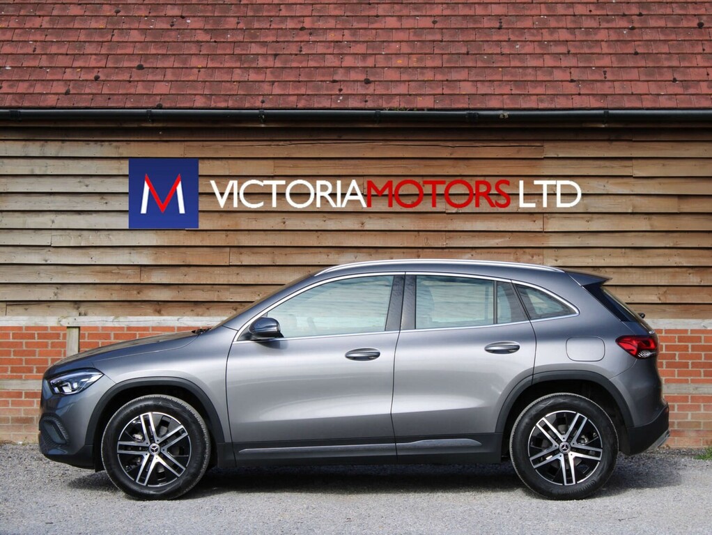 Mercedes-Benz GLA Class 1.3 Gla200 Sport Suv SN22TZO Grey #2