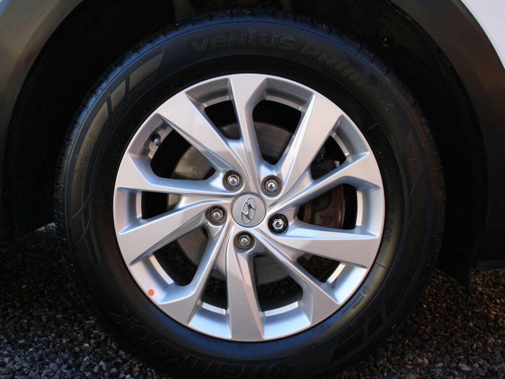 Hyundai Tucson 1.6 Tgdi 177 Se Nav 2Wd Dct Estate White #5