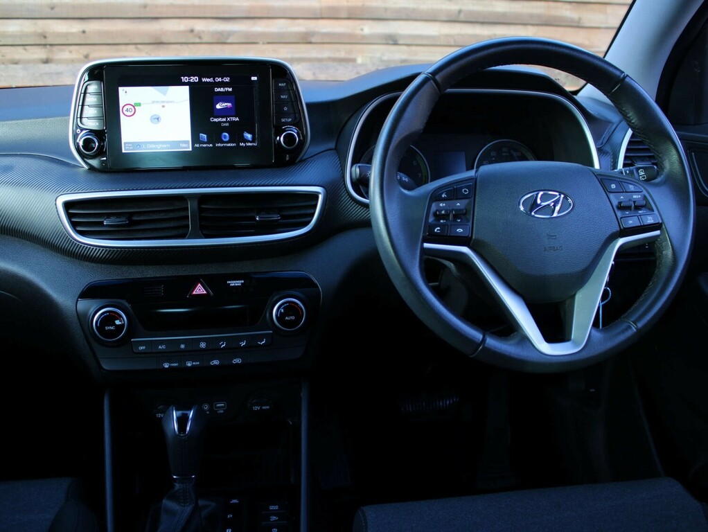 Hyundai Tucson 1.6 Tgdi 177 Se Nav 2Wd Dct Estate White #6