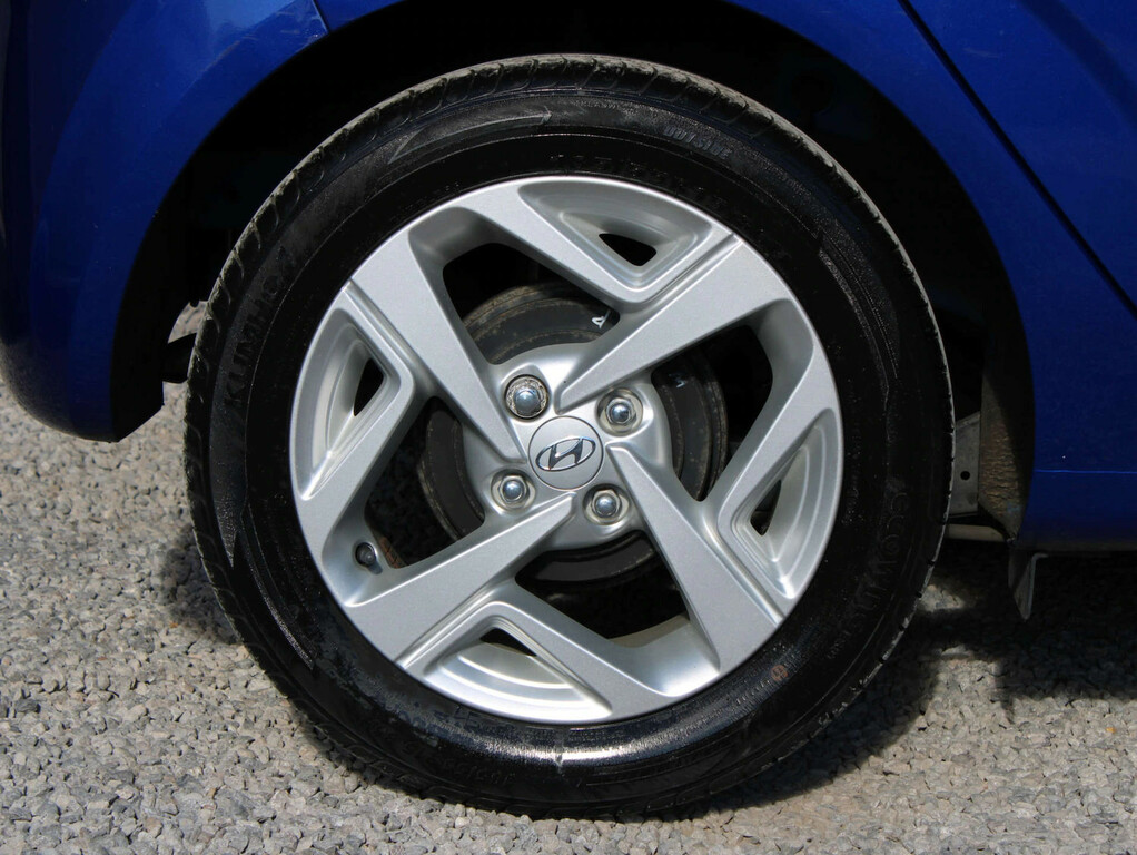 Hyundai I10 1.0 Mpi Se Connect Hatchback  Blue #5