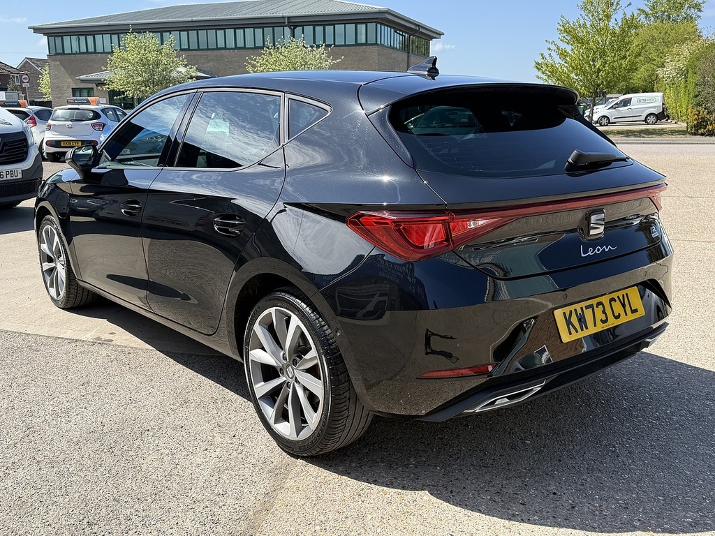 Seat Leon 1.4E Hybrid 13Kwh Fr Sport Phev U12175 Ulez KW73CYL Black #4