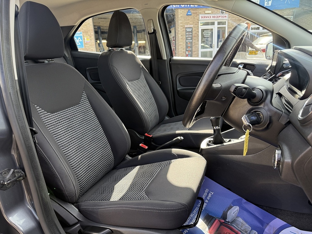 Ford KA 1.2 85 Active White #13