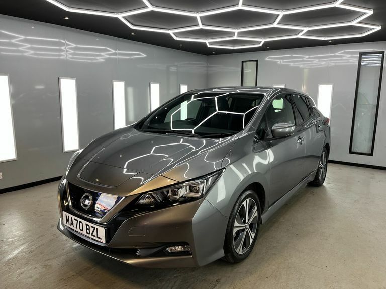 Nissan Leaf Tekna Grey #5