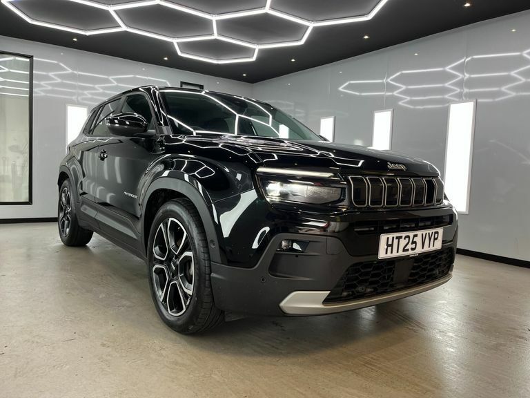 Jeep Avenger Summit Black #2