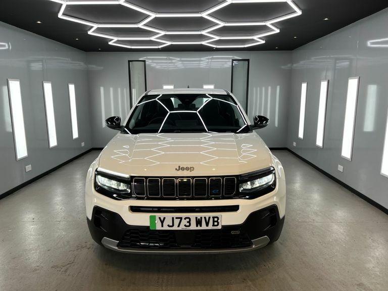 Jeep Avenger Altitude White #4