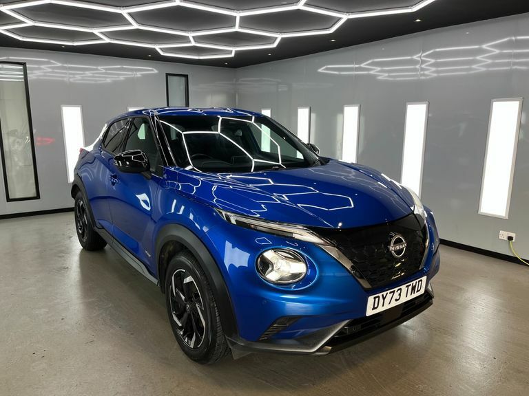 Nissan Juke N-connecta Blue